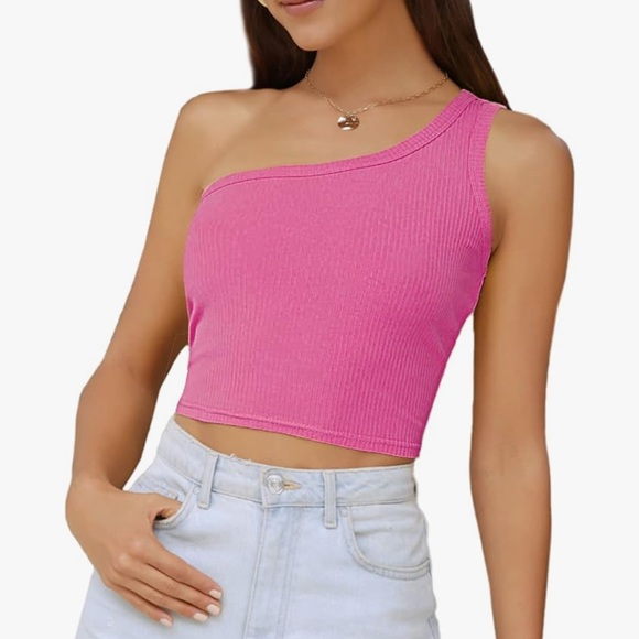 Verdusa Tops - NWT Verdusa One Shoulder Crop Top Pink - Medium